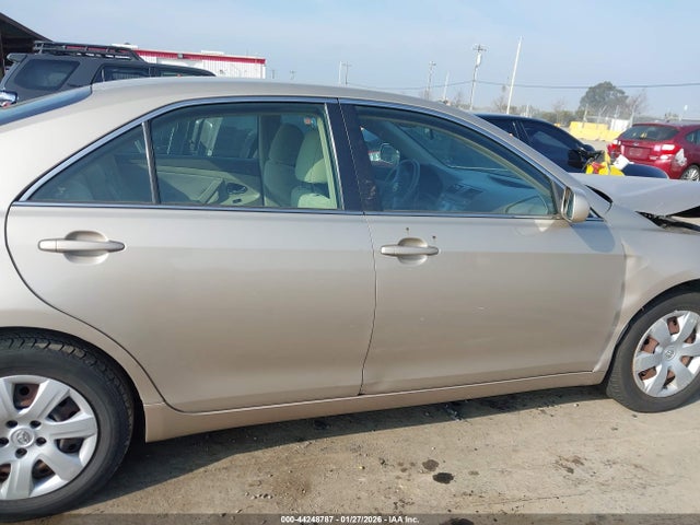 44248787 :رقم المزاد ، 4T1BE46K88U776385 vin ، 2008 Toyota Camry Le مزاد بيع