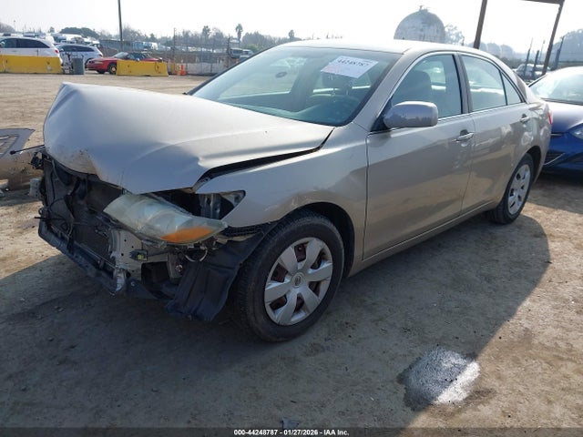 44248787 :رقم المزاد ، 4T1BE46K88U776385 vin ، 2008 Toyota Camry Le مزاد بيع