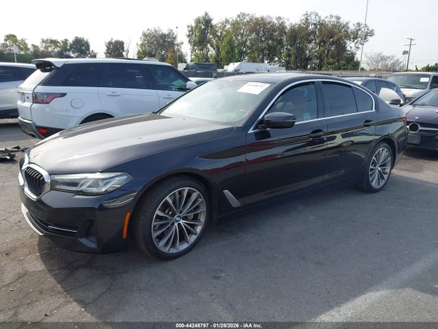 WBA53BH02MWX13950 BMW 530I