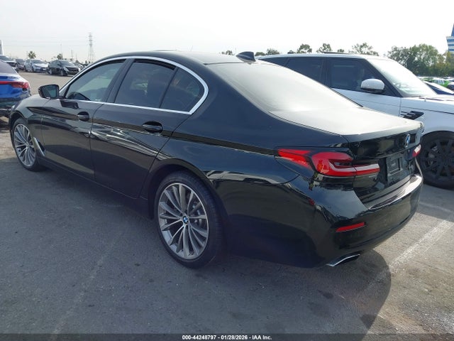WBA53BH02MWX13950 BMW 530I