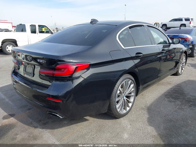 WBA53BH02MWX13950 BMW 530I