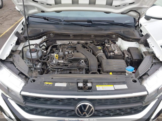 3VVWX7B24NM073164 Volkswagen Taos 1.5t Se