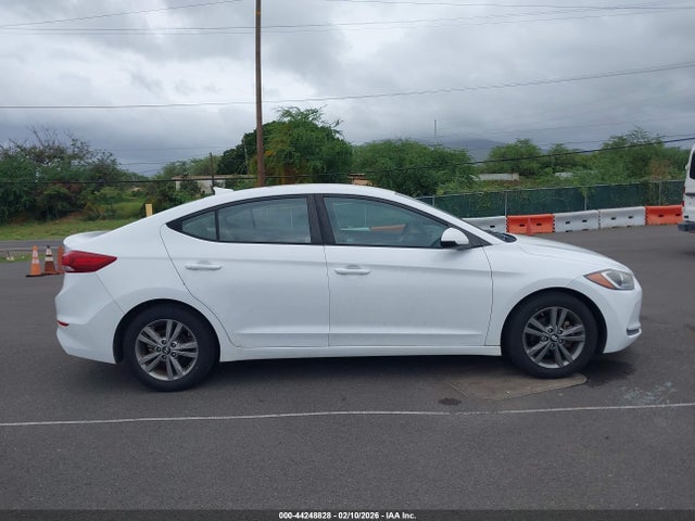 5NPD84LFXJH224673 Hyundai ELANTRA SEL
