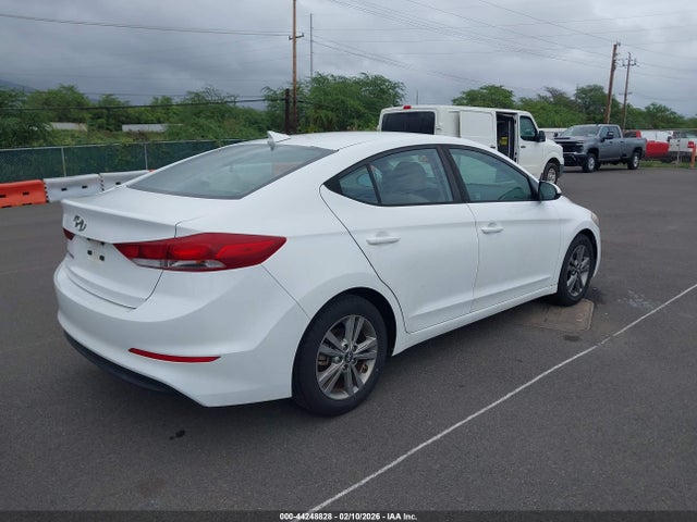 5NPD84LFXJH224673 Hyundai ELANTRA SEL