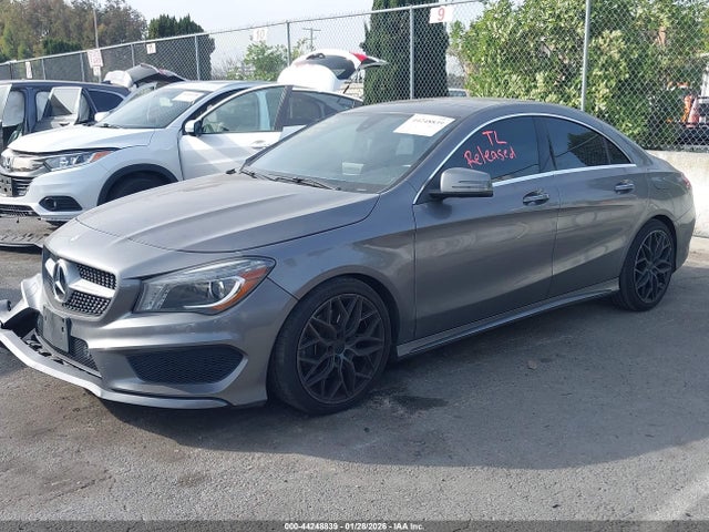 Mercedes-Benz CLA 250 2015 WDDSJ4EB8FN283479 Image 2