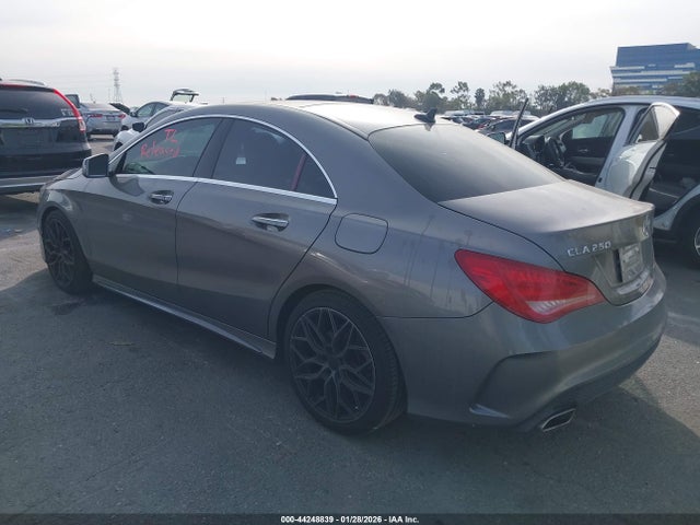 Mercedes-Benz CLA 250 2015 WDDSJ4EB8FN283479 Image 3