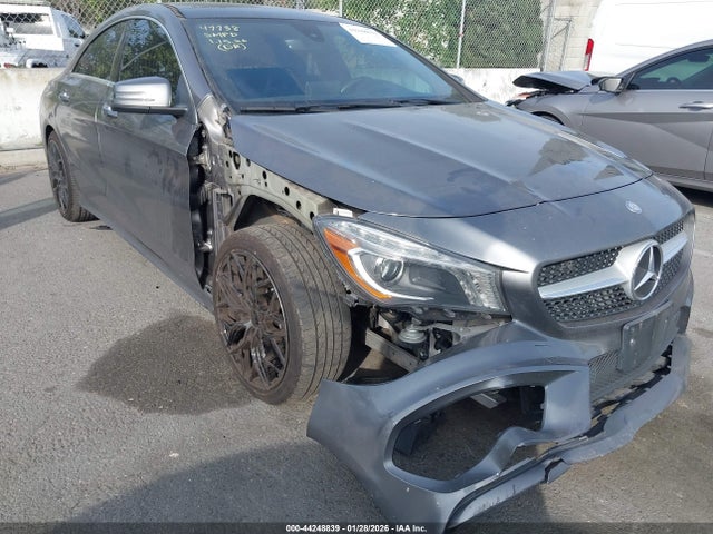 Mercedes-Benz CLA 250 2015 WDDSJ4EB8FN283479 Image 6