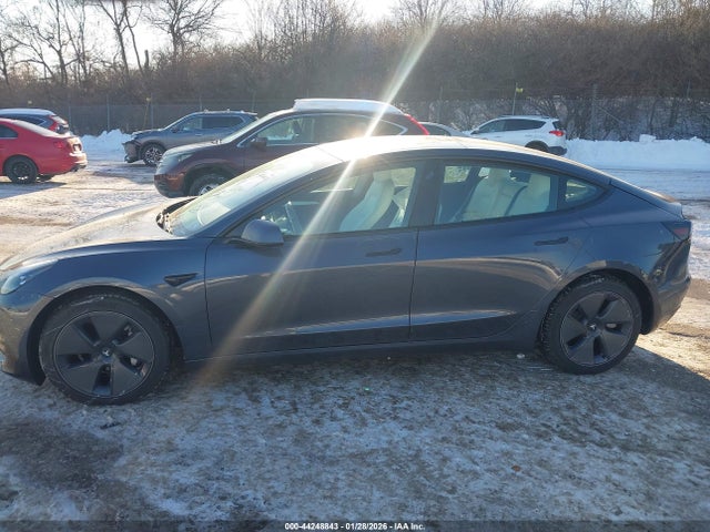 5YJ3E1EB1NF152067 Tesla Model 3 Long Range Dual Motor All-wheel Drive