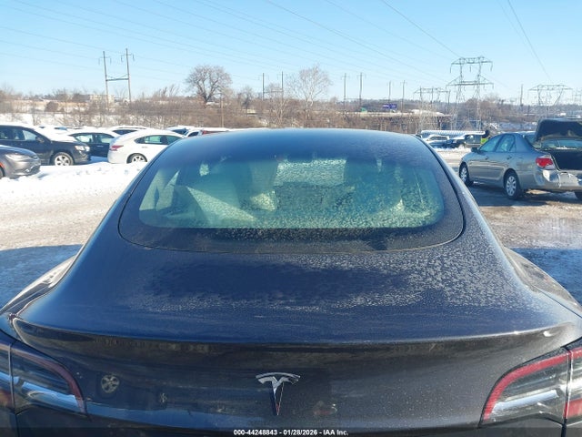 5YJ3E1EB1NF152067 Tesla Model 3 Long Range Dual Motor All-wheel Drive