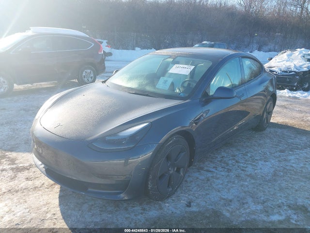 2022 TESLA MODEL 3 5YJ3E1EB1NF152067 Photo 1