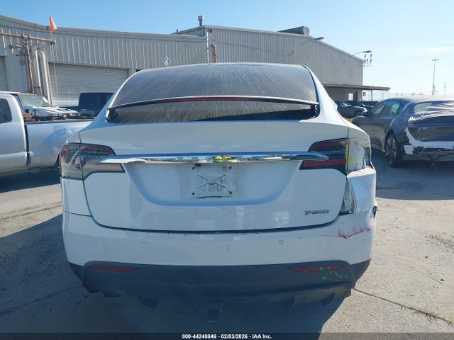 Tesla Model X 75d/p100d/p90d 2016 5YJXCBE44GF000544 Image 6