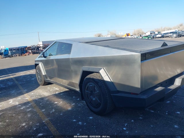 Tesla Cybertruck Cyberbeast 2025 7G2CEHEE5SA062137 Image 13