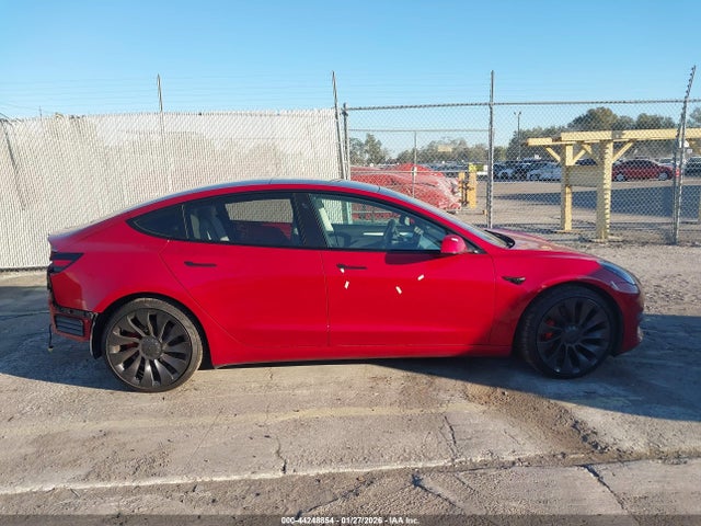 44248854 :رقم المزاد ، 5YJ3E1EC9NF163116 vin ، 2022 Tesla Model 3 Performance Dual Motor All-wheel Drive مزاد بيع
