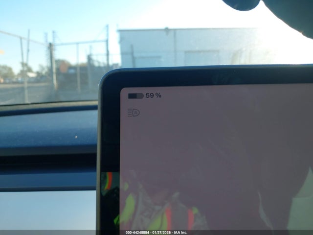 44248854 :رقم المزاد ، 5YJ3E1EC9NF163116 vin ، 2022 Tesla Model 3 Performance Dual Motor All-wheel Drive مزاد بيع