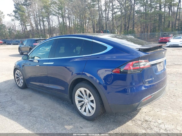 5YJXCBE24HF077074 Tesla Model X 100d/75d/90d
