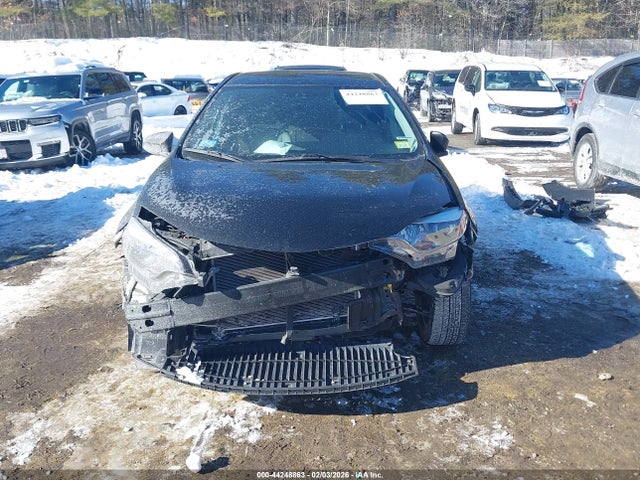 2T1BURHE9GC608066 Toyota COROLLA LE