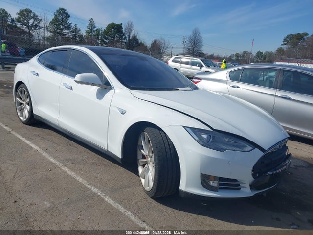 Продаж на аукціоні авто 2013 Tesla Model S Performance, vin: 5YJSA1DP7DFP28893, номер лоту: 44248865