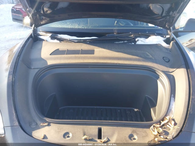 2021 TESLA MODEL Y 5YJYGDEE7MF109962 Photo 9