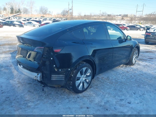 2021 TESLA MODEL Y 5YJYGDEE7MF109962 Photo 3