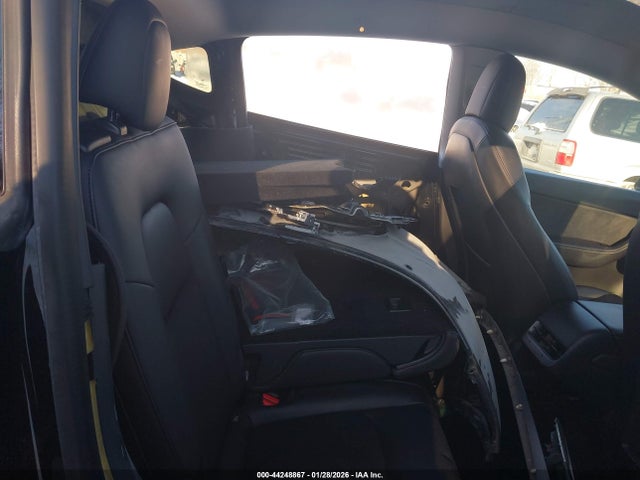 2021 TESLA MODEL Y 5YJYGDEE7MF109962 Photo 7
