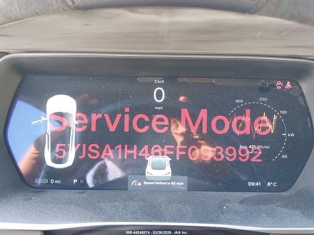 2015 Tesla Model S 85d/p85d მანქანა იყიდება აუქციონზე, vin: 5YJSA1H46FF093992, აუქციონის ნომერი: 44248874