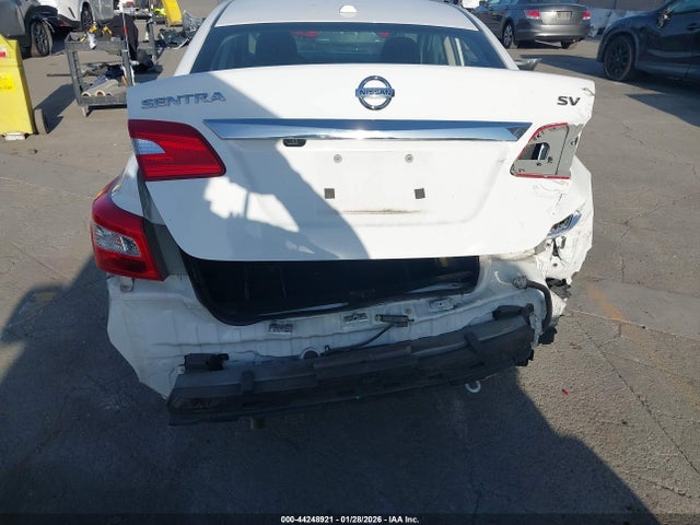 3N1AB7AP9JY223568 Nissan SENTRA SV