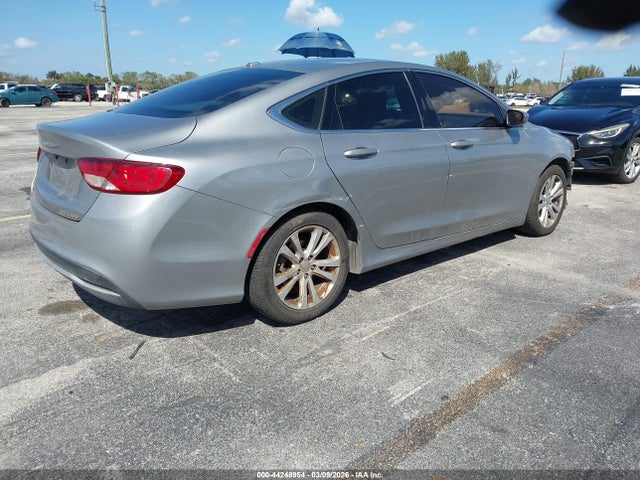Продажа на аукционе авто 2015 Chrysler 200 Limited, vin: 1C3CCCAB1FN745054, номер лота: 44248954