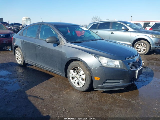 Продажа на аукционе авто 2013 Chevrolet Cruze Ls Auto, vin: 1G1PA5SG0D7135701, номер лота: 44248973