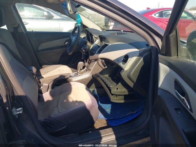 Продажа на аукционе авто 2013 Chevrolet Cruze Ls Auto, vin: 1G1PA5SG0D7135701, номер лота: 44248973