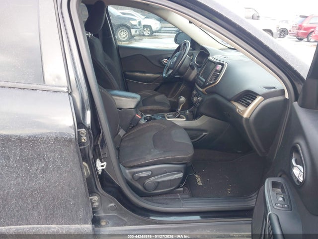1C4PJMCBXGW221399 Jeep Cherokee Latitude
