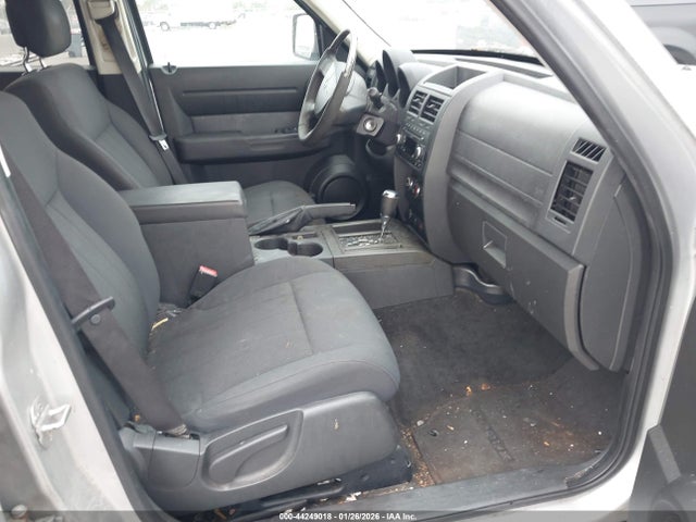 2011 DODGE NITRO 1D4PT4GK6BW563819 Photo 4