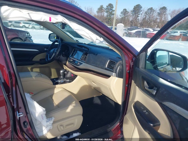 5TDJGRFH9KS064460 Toyota Highlander Hybrid Xle