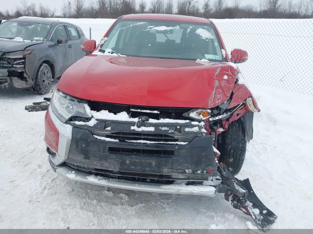 Продажа на аукционе авто 2016 Mitsubishi Outlander Se, vin: JA4AZ3A31GZ023016, номер лота: 44249040