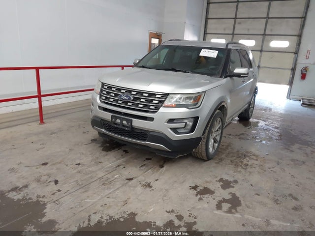Ford Explorer Limited 2016 1FM5K8F83GGC27062 Image 2