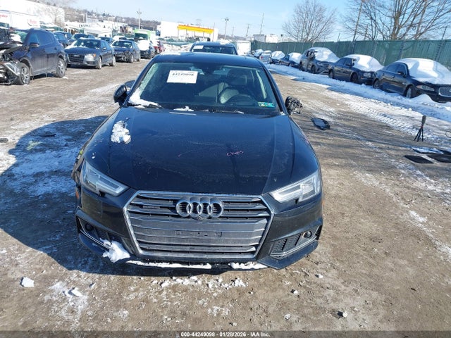 WAUFNAF48HN028975 Audi A4 2.0t Premium