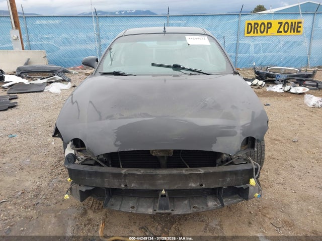 2005 Buick Lacrosse Cxl მანქანა იყიდება აუქციონზე, vin: 2G4WD562351253258, აუქციონის ნომერი: 44249134