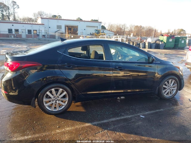 2015 Hyundai Elantra Se მანქანა იყიდება აუქციონზე, vin: KMHDH4AE6FU320450, აუქციონის ნომერი: 44249155
