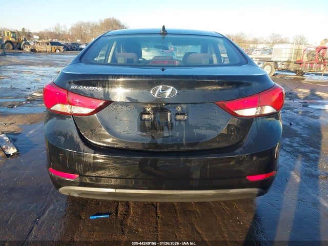 2015 Hyundai Elantra Se მანქანა იყიდება აუქციონზე, vin: KMHDH4AE6FU320450, აუქციონის ნომერი: 44249155