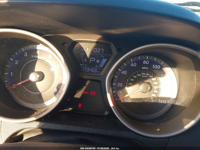 2015 Hyundai Elantra Se მანქანა იყიდება აუქციონზე, vin: KMHDH4AE6FU320450, აუქციონის ნომერი: 44249155