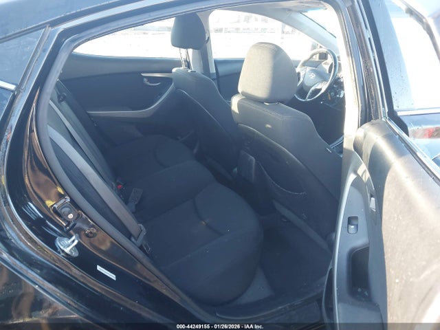 2015 Hyundai Elantra Se მანქანა იყიდება აუქციონზე, vin: KMHDH4AE6FU320450, აუქციონის ნომერი: 44249155