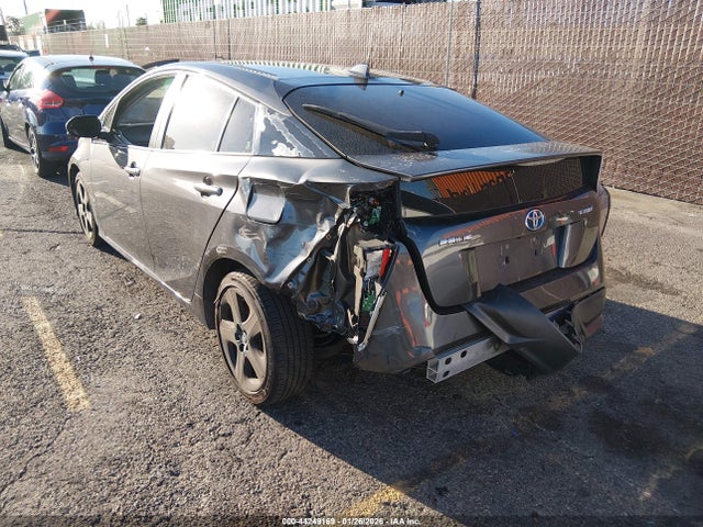 JTDKARFU1G3006466 Toyota Prius Three Touring