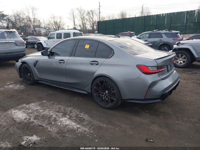 2023 BMW M3 WBS43AY0XPFN31984 Photo 2