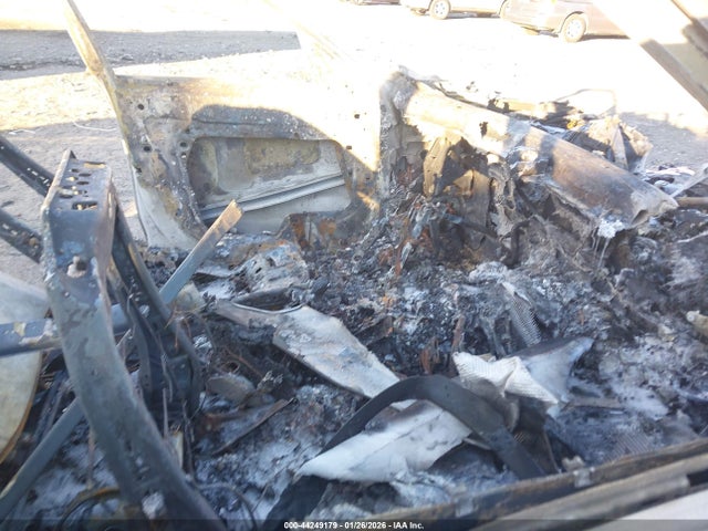 2019 LAND ROVER DISCOVERY SALRG2RVXK2409975 Photo 4