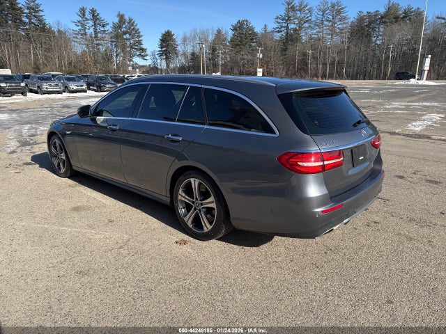 2017 MERCEDES-BENZ E 400 WDDZH6GB9HA239374 Photo 2