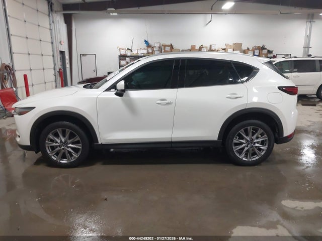 Продажа на аукционе авто 2019 Mazda Cx-5 Grand Touring, vin: JM3KFBDM1K1654302, номер лота: 44249202