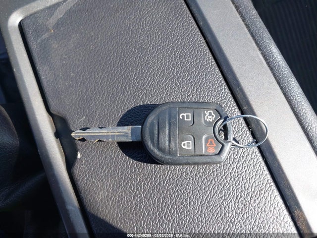 1ZVBP8AM5E5256078 Ford Mustang V6