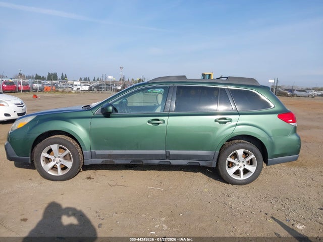Subaru Outback 2.5i Premium 2014 4S4BRBCC7E3226487 Image 14
