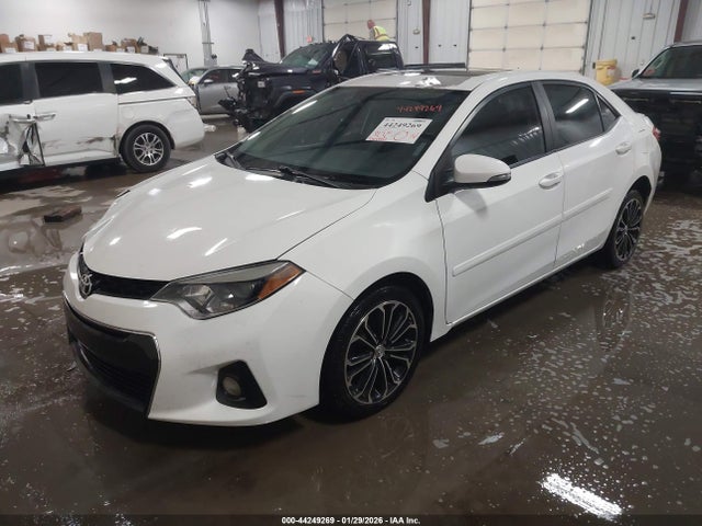 Toyota Corolla S Premium 2014 5YFBURHE0EP061928 Image 2