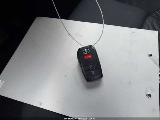 2025 TOYOTA COROLLA CROSS HYBRID 7MUFBABG4SV082857 Photo 10