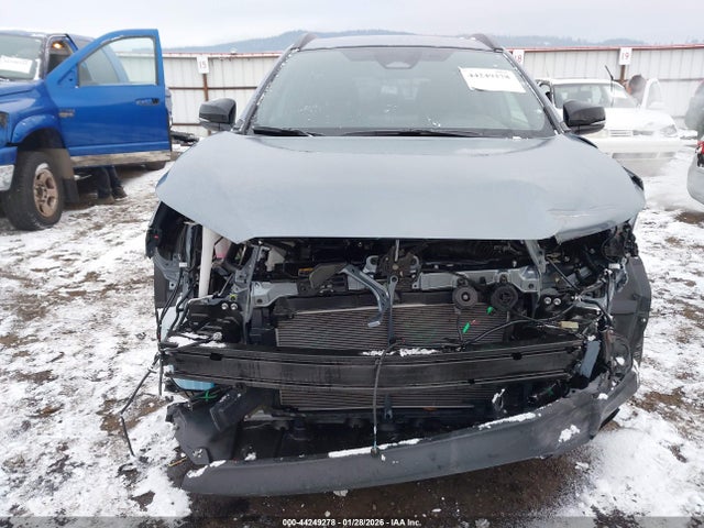 7MUFBABG4SV082857 Toyota Corolla Cross Hybrid Se